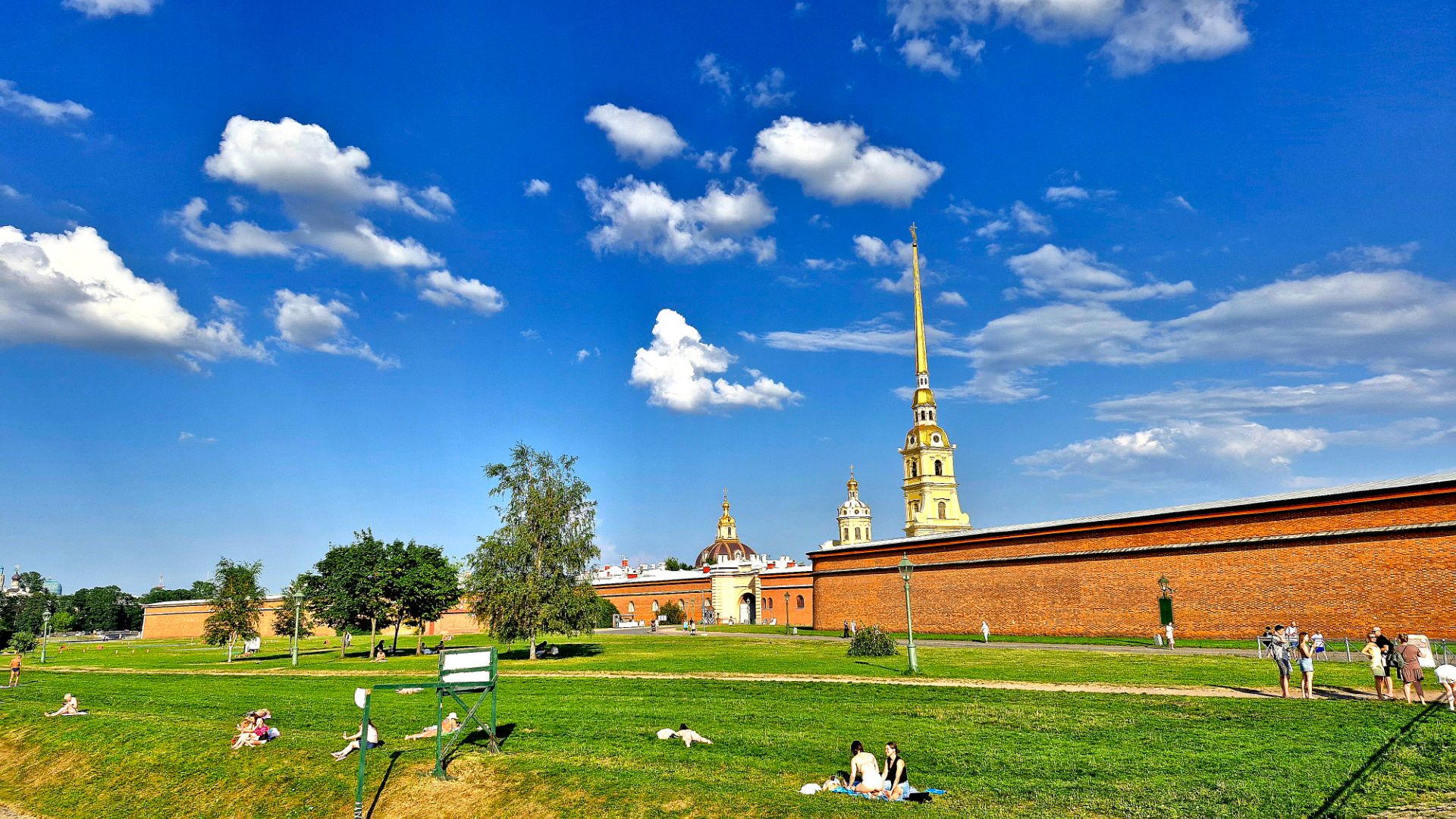 Петропавловская крепость.