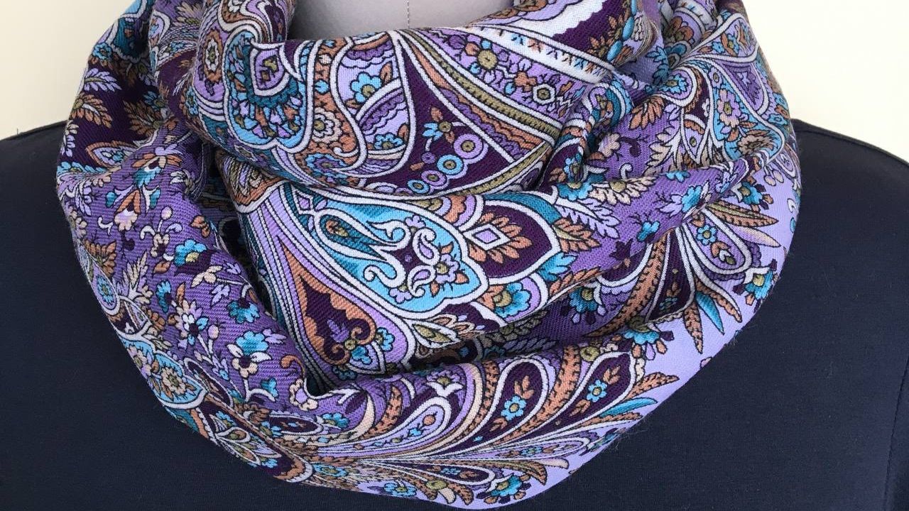 Шерстяной павловопосадский снуд "Золотой петушок"