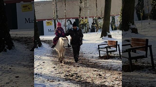 Кристина на лошадке