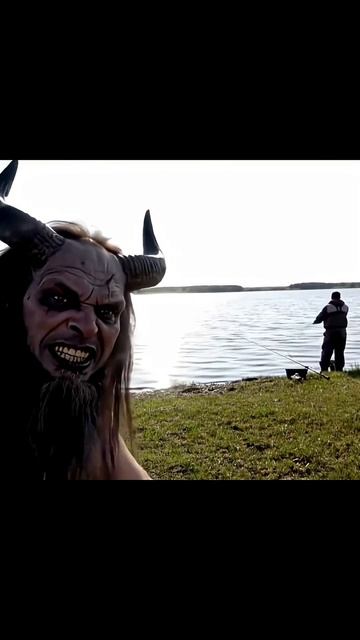 Дьявол тоже плачет (флешбеки или флЭшбеки?) #смехпродлеваетжизнь #fypシ゚viral #смешновидео #комедия