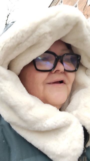 Дождик пришли все мокрые