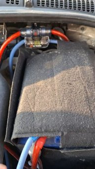 Skoda Octavia a5 FL подключение усилтеля Молния МЛ 4.100 от компании Урал.