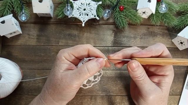 Вяжем ёлочный шар крючком. шарик1