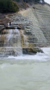 114e1dd2e1d5992790d34ecac1804360.mp4