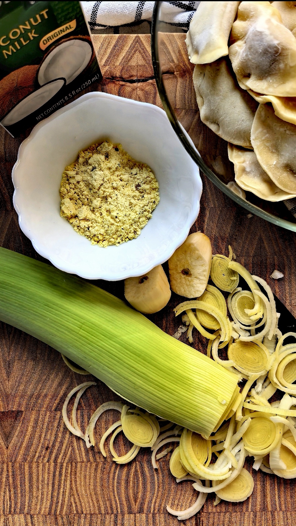 Пельмени, лук, кокос! Сбалансированное питание - это... когда есть и вкус и мера!