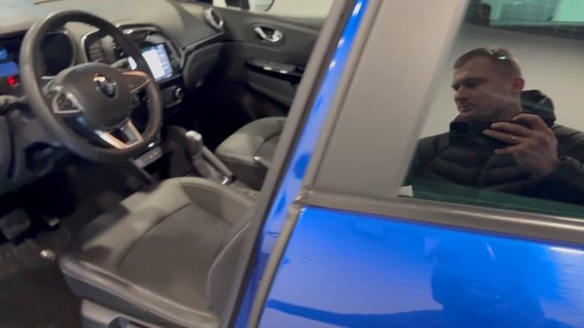 Renault/ Kaptur/ I Рестайлинг/ Внедорожник 5 дв./ 1.6 CVT (114 л.с.)/ Style