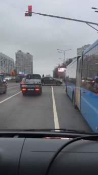 Друзья пожалуйста пропускайте скорые