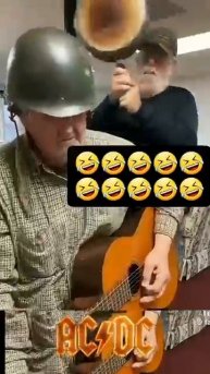 Отбитый на глухо)))