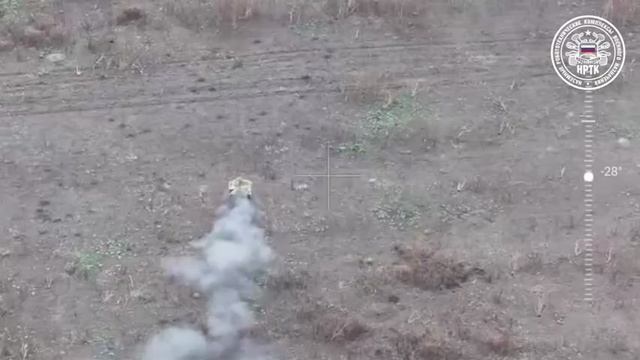 НРТК "Курьер" проходит через плотно заминированный участок, в ходе доставки груза на передовые позиц