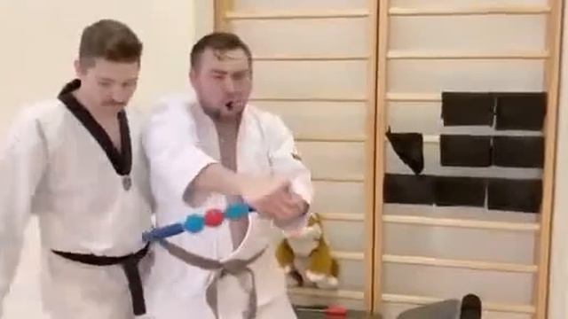 Невероятный стиль боя.