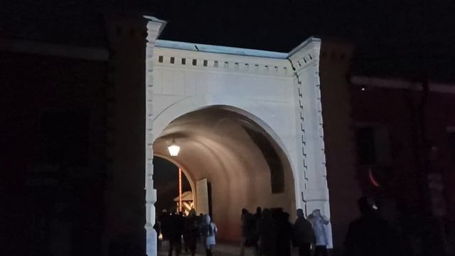 Световоешоу на Никольских воротах 2