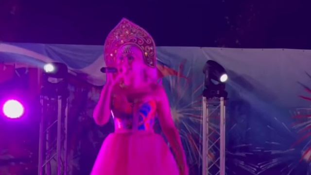 Новый Америкэн бой. Русские девчонки 2026. New American Boy in Moscow.