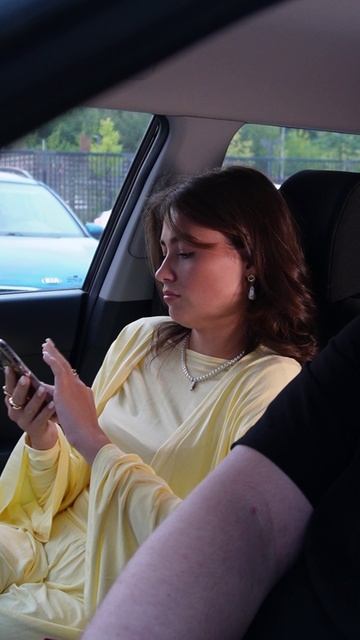 Работа, она такая...