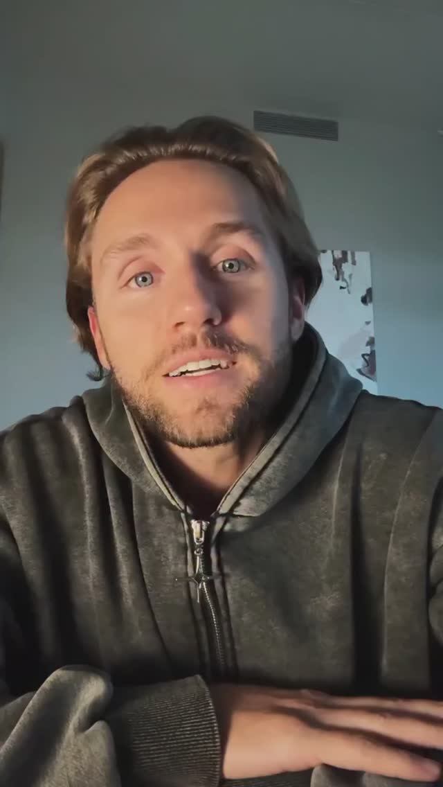 Делюсь с вами подробностями написания песни "Ветром" из нового альбома!