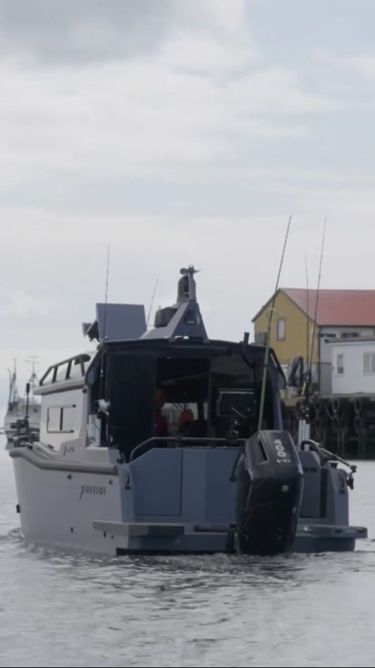 Врежется в память с первого кадра! Это J-27!!!