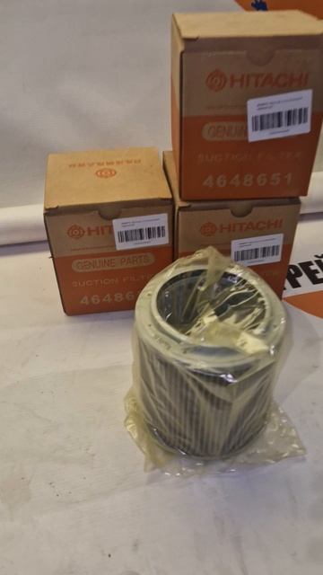 4648651 Фильтр всасывающий для экскаваторов Hitachi ZX240LC-3