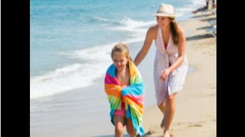 006. Детский клуб