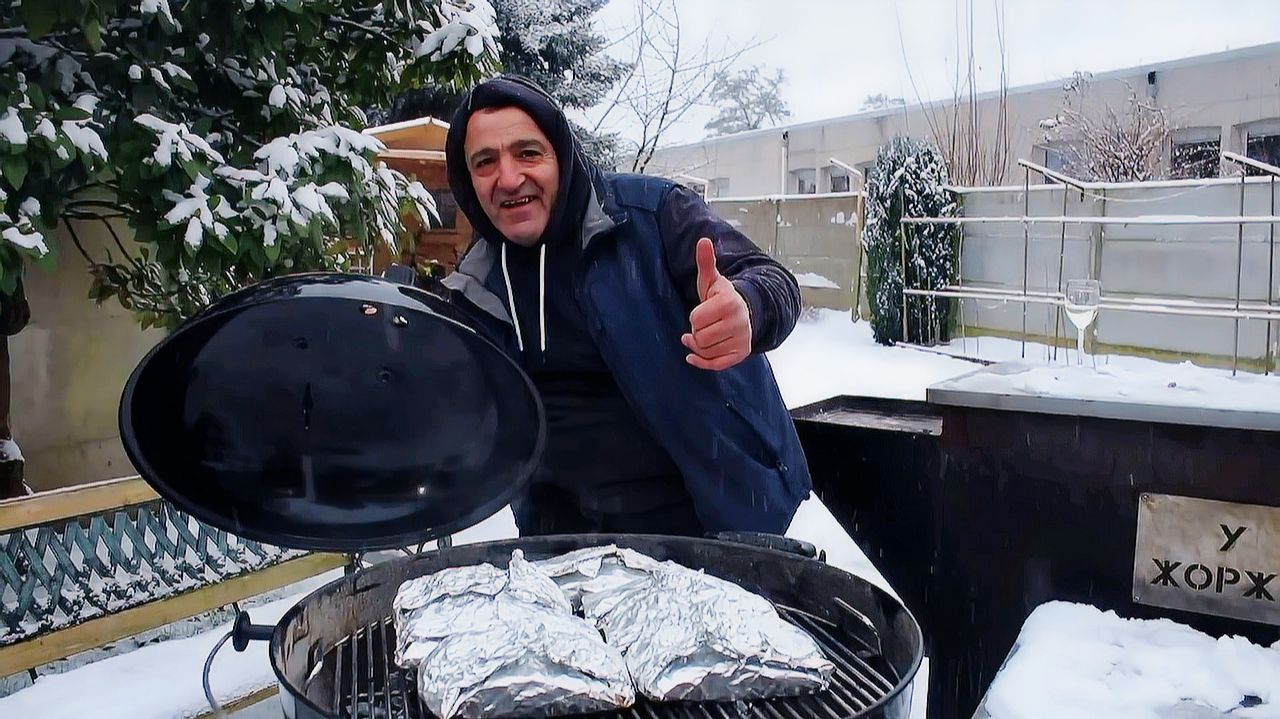 Особенный рецепт толмы с куриной грудкой в фольге на гриле