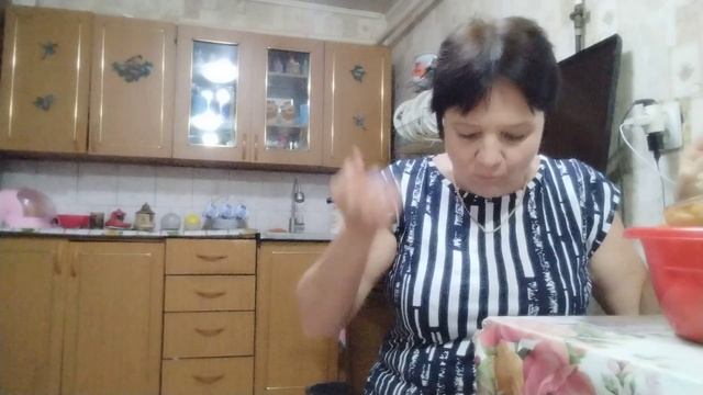 1000566653.mp4кормлю семью