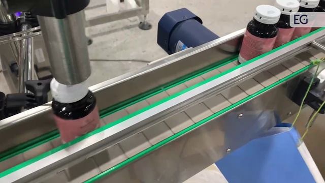 Этикетировочная машина с маркиратором (Линия розлива вязких соусов HSGZ-2000)