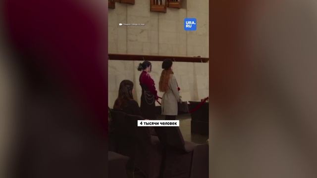 Простились с Ириной Небогой