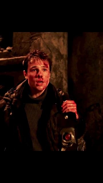 Хеллбой (2004)