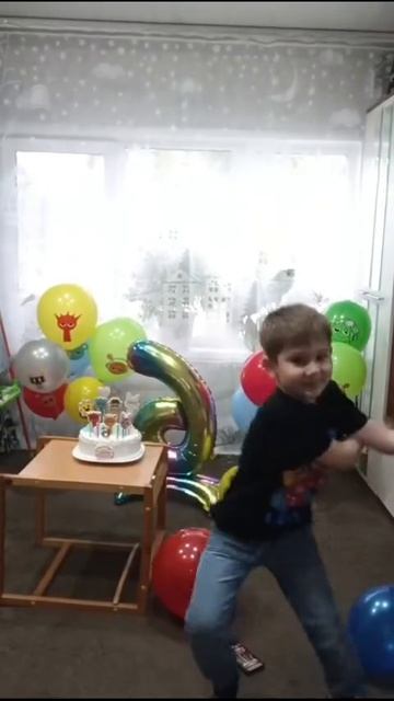 Когда мама хотела снять красивый кадр! 🤣