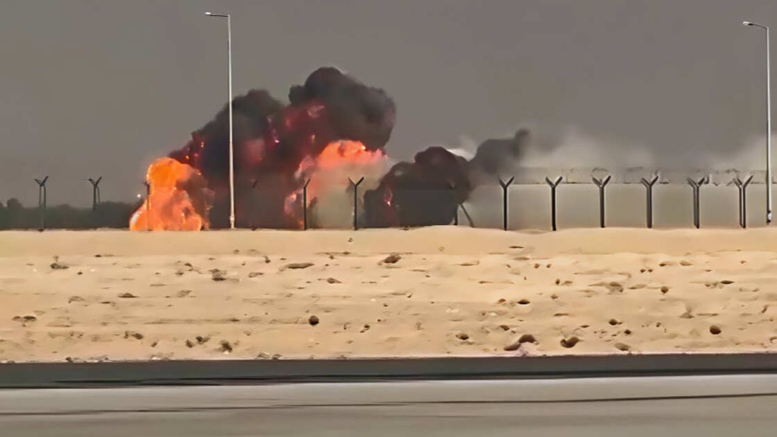 Индийский истребитель разбился на Dubai Airshow: что известно