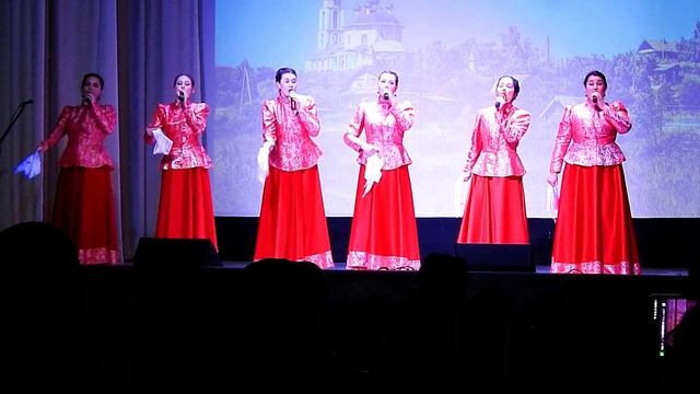 "Ой Дуся, ой Маруся ".  - Ансамбль песни и танца " Ясынька"