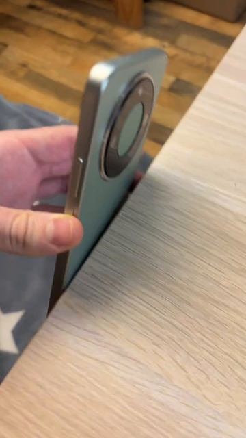 ПОВИСНЕТ ЛИ НА КАМЕРЕ HONOR X9d?