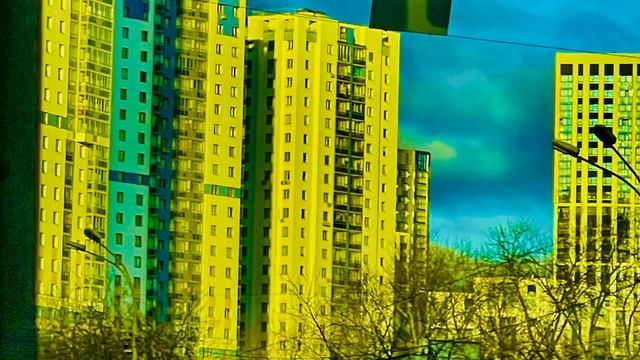 Утренний город Екатеринбург из окна автобуса 🚌