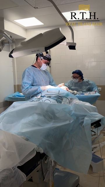 Возраст – не преграда: почему подтяжка лица возможна и после 70?