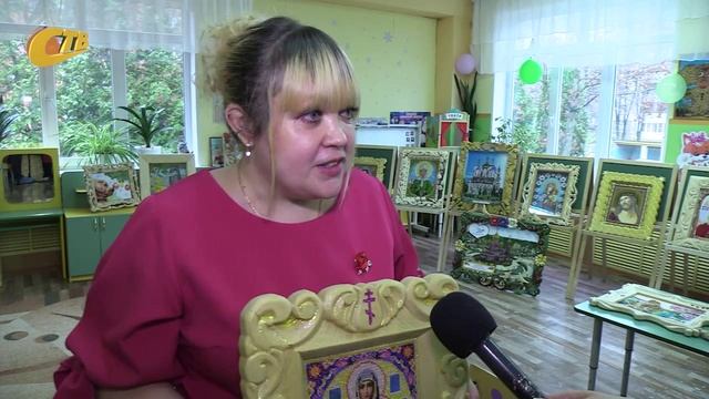 В ДЕТСКОМ САДУ №31 31 ПРОШЛА ПЕРСОНАЛЬНАЯ ВЫСТАВКА ИКОН И КАРТИН, ВЫШИТЫХ БИСЕРОМ