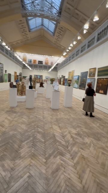 "Осень - 2025".  Секции плаката и скульптуры