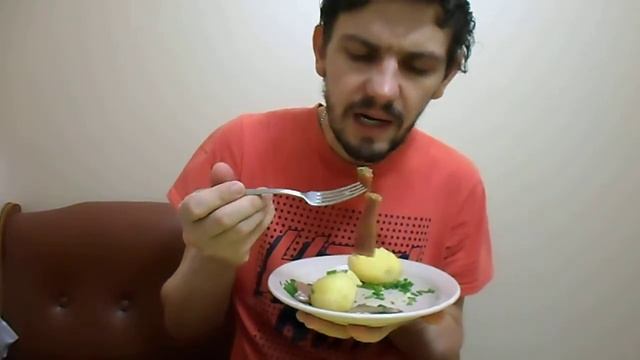 ОБЖОР СЕЛЬДЬ А'МОРЕ С ОТВАРНЫМ КАРТОФЕЛЕМ И ЗЕЛЕНЫМ ЛУКОМ