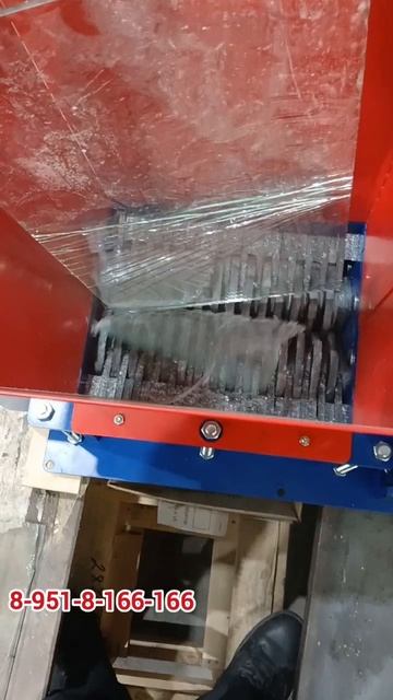 Шредер 2В-4кВт-300 РАДИС измельчение триплекса.mp4