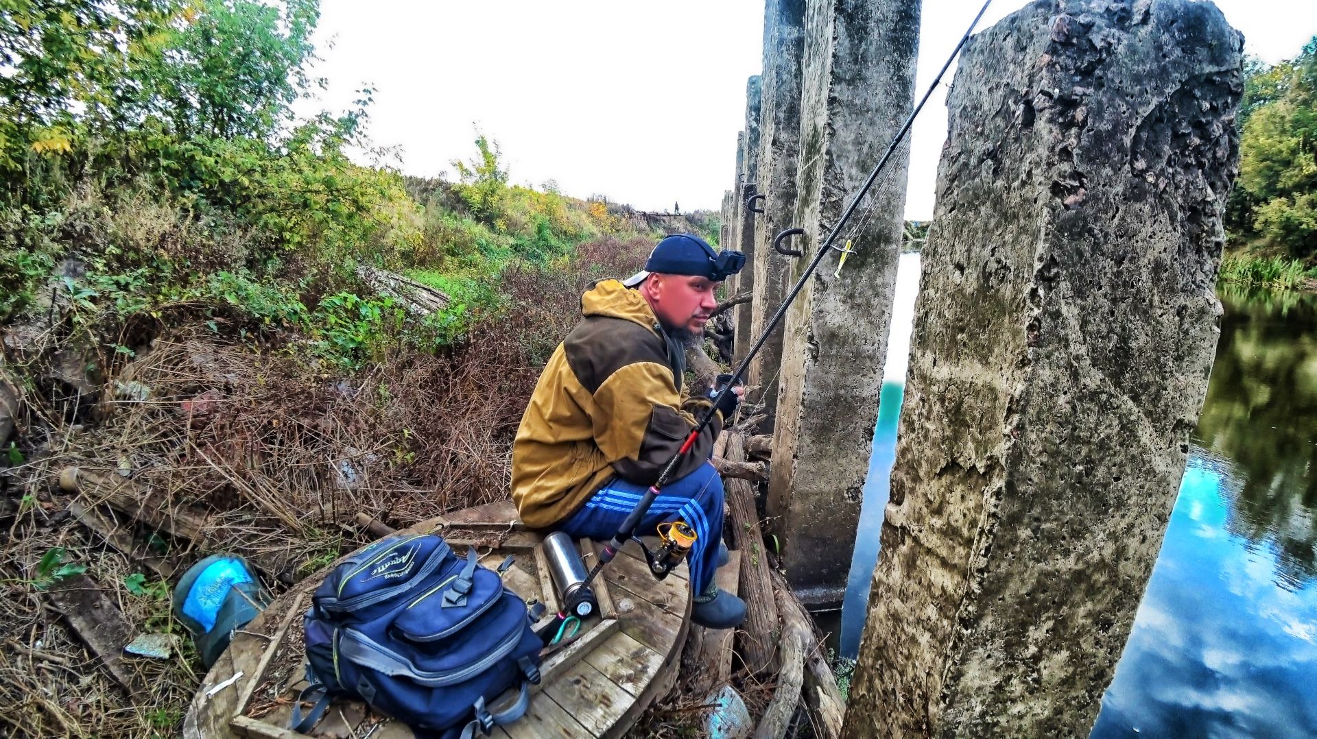 ТЕРПЕНИЕ НА ИСХОДЕ. РЫБАЛКИ ПРЕВРАЩАЮТСЯ В МУЧЕНИЕ. ГОНКА ЗА РЫБОЙ УТОМЛЯЕТ. КЛЯЗЬМА И СПИННИНГ.
