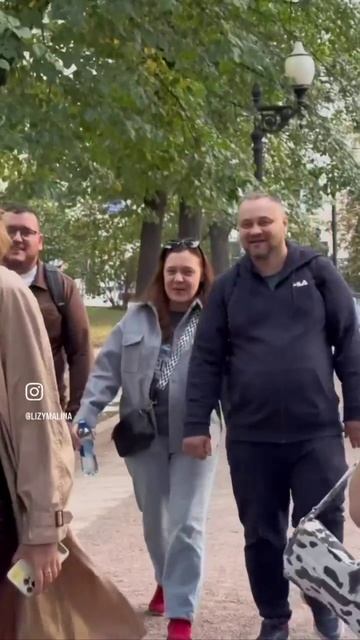 реакция людей на уверенную в себе девушку #shorts