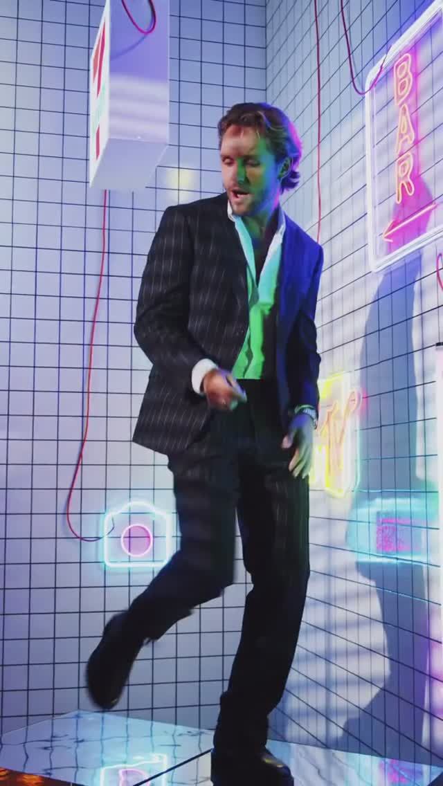 «Ловушка» 💽 Сделали клевый сниппет на этот трек для вас🫶🏽