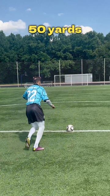 Забьешь с центра поля? ПОДПИШИСЬ 🔥