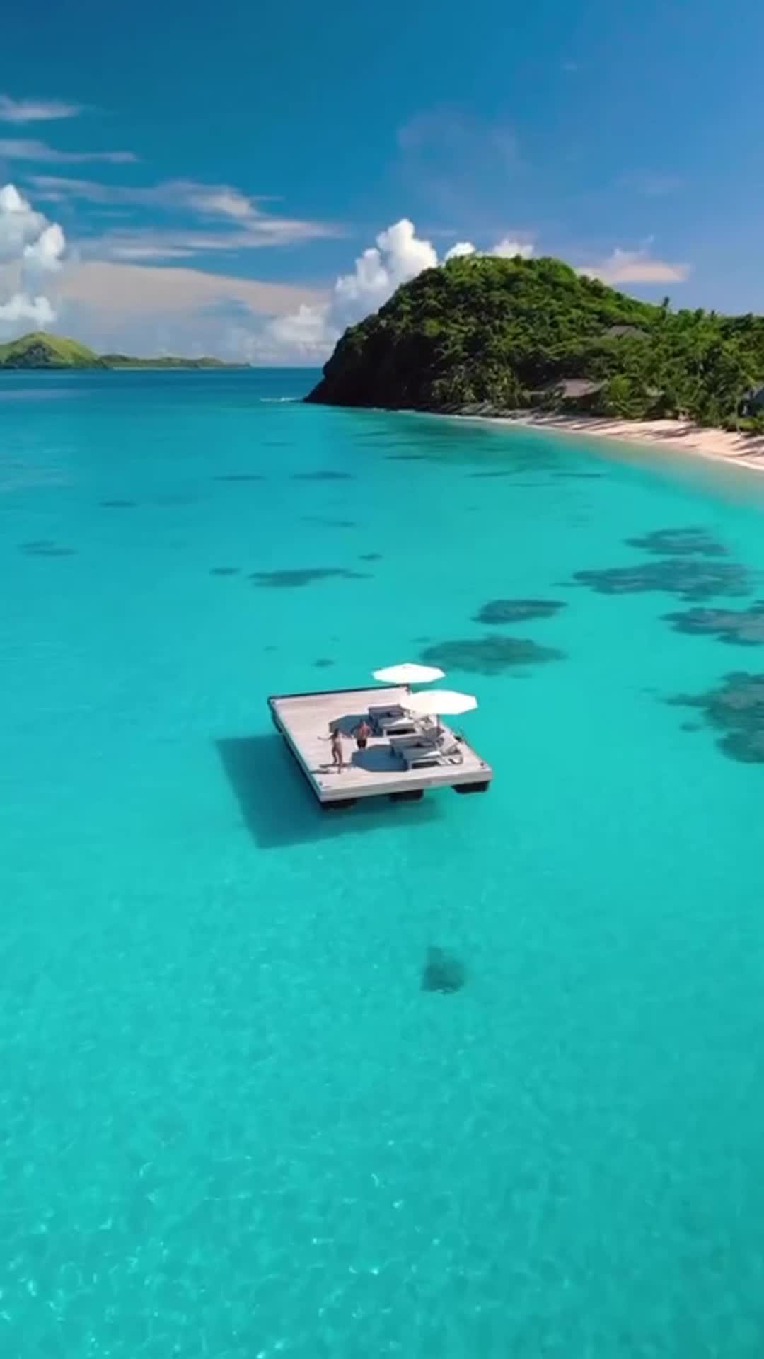 Почти пять столетий назад на острове Бега племя савау ввело традицию хождения по огню, которая ст...