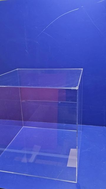 Прозрачный куб 40х40х40см.