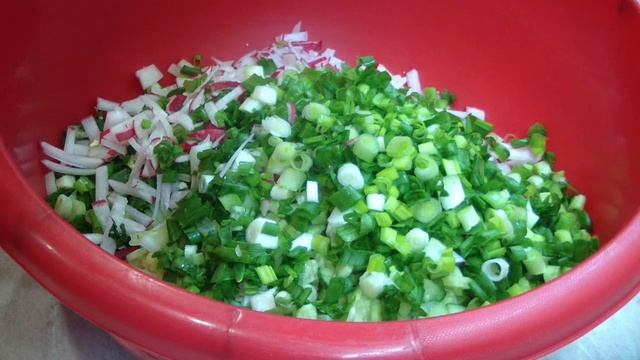 Готовлю аппетитную окрошку!