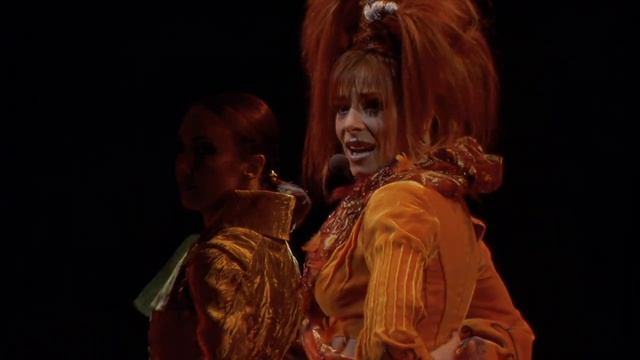 Mylиne Farmer - L'Вme-Stram-Gram (Mylenium Tour Live)