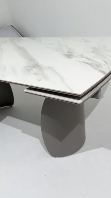 Стол обеденный Q-Home Ольхон, 180/240 см, раздвижной, глянцевая керамика Белый мрамор / каркас Латте