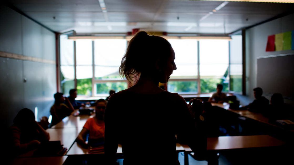 "Не успела понять": учительница из Твери стала дроппером против своей воли