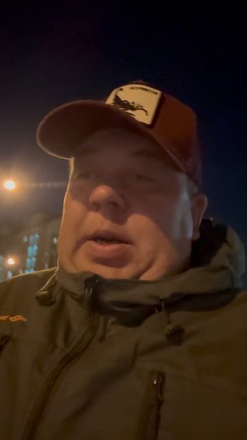 Рыбаки вы серьезно ждете лед ?