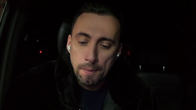 УКРАИНЦЫ ПРИЗНАЛИСЬ АМЕРИКАНСКИМ АУДИТОРАМ. ЧЕМ БОЛЬШЕ ДЕНЕГ НАМ ДАЮТ-ТЕМ БОЛЬШЕ МЫ ВОРУЕМ. 👍