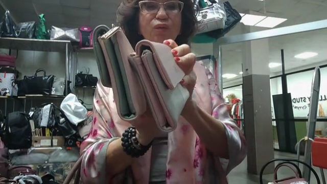 Подарок любимой. Кошелек натуральная кожа и платок плюс. Лучшие предложения для вас.