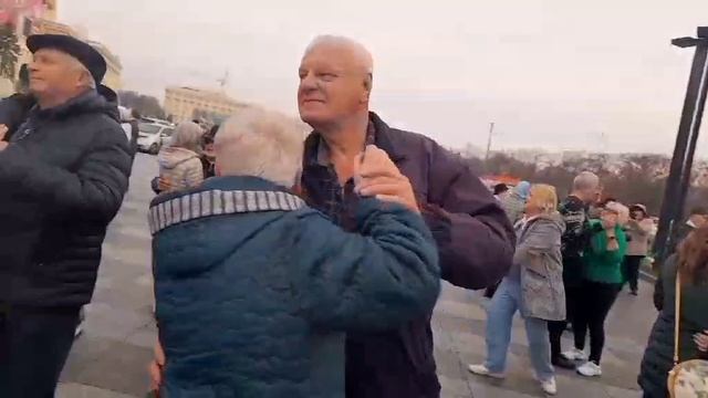 РОЗЫ АЛЫЕ МОИ ТЫ НЕ ВЗЯЛА ТАНЦЫ ХАРЬКОВ НОЯБРЬ 2025